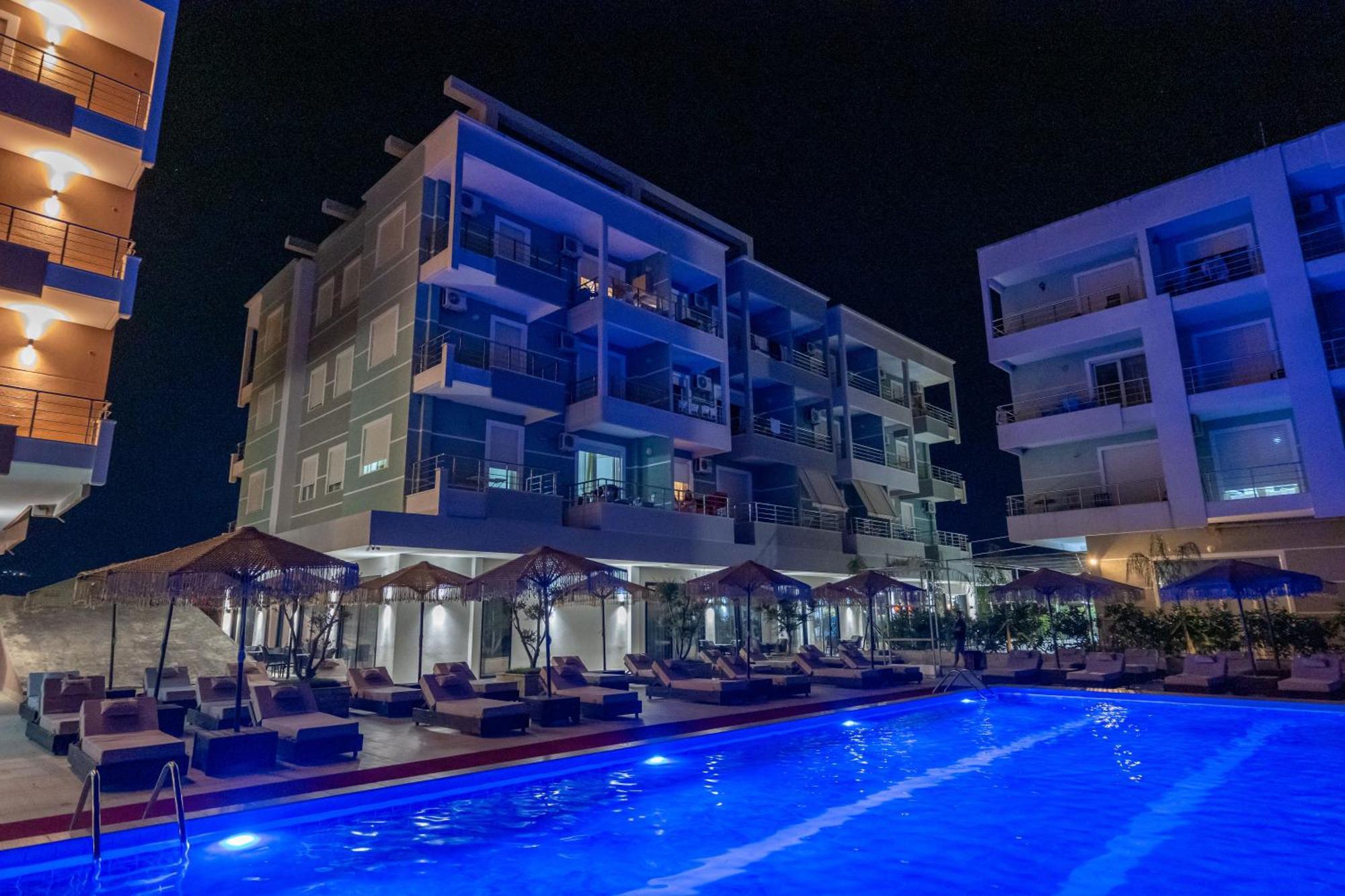 Gest Hotel Radhimë Exterior foto
